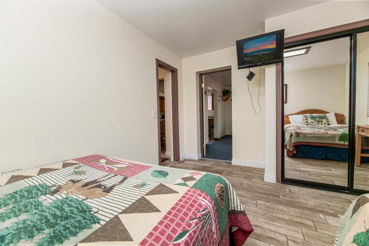 Big Bear Lake Front Lodge エクステリア 写真