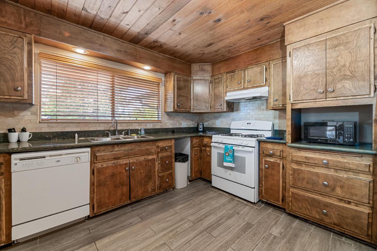 Big Bear Lake Front Lodge エクステリア 写真