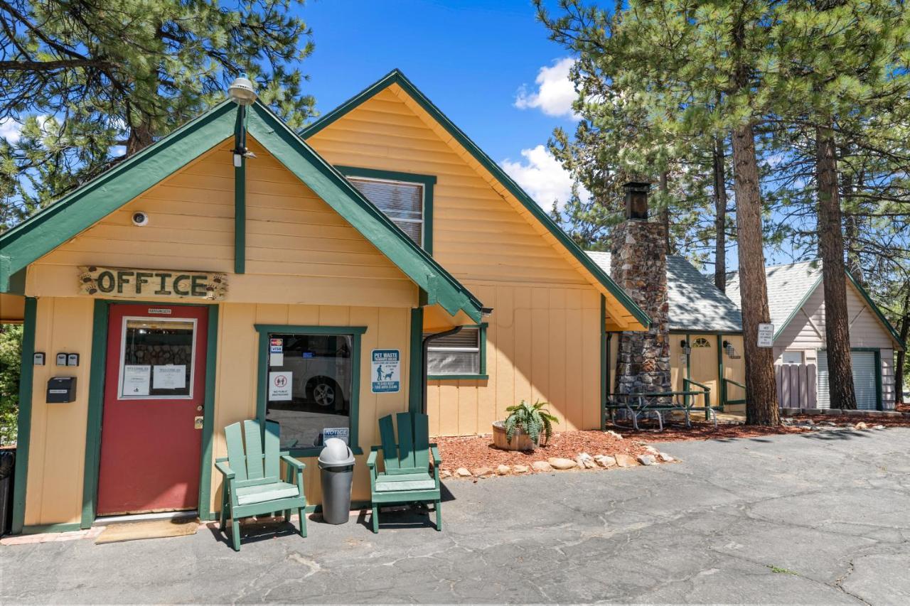 Big Bear Lake Front Lodge エクステリア 写真